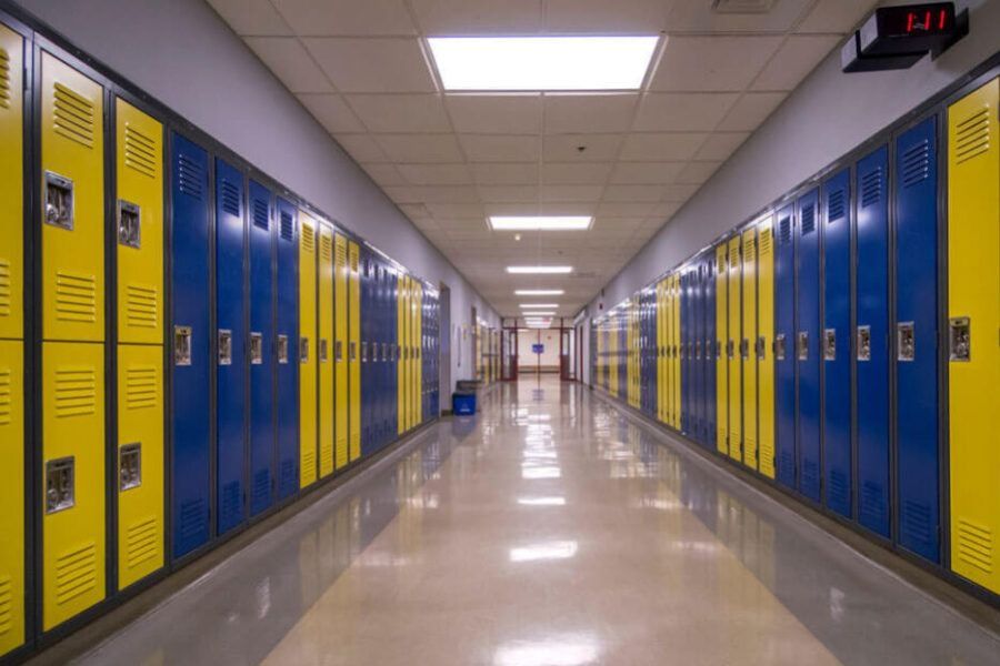  School foot traffic